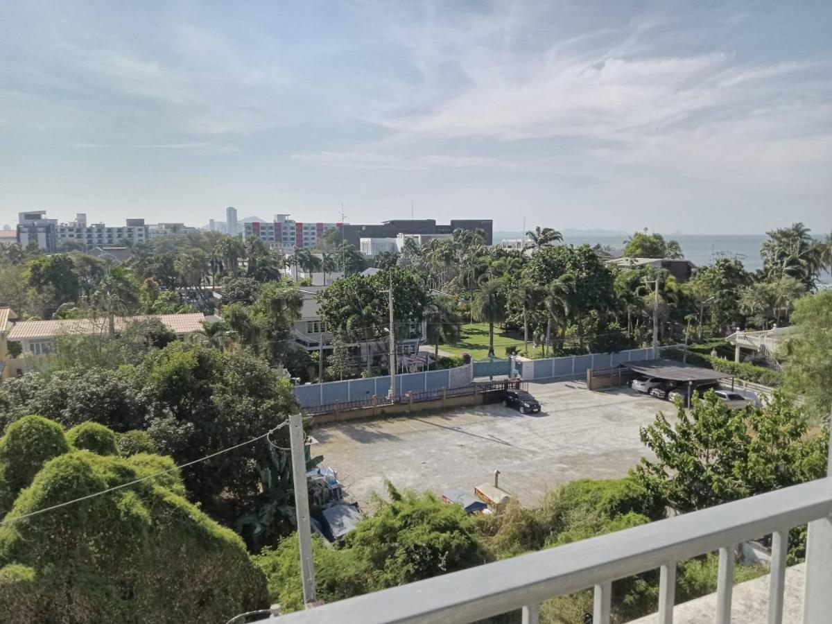 Fluffy Bed And Seaview @Bangsaen Apartment Exterior photo