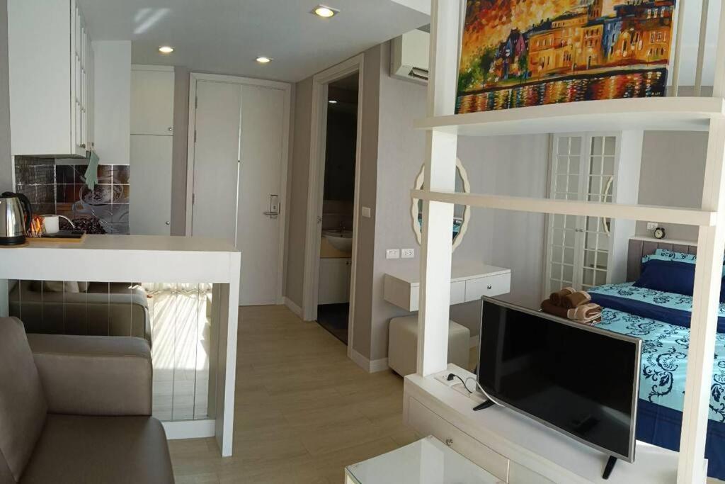 Fluffy Bed And Seaview @Bangsaen Apartment Exterior photo